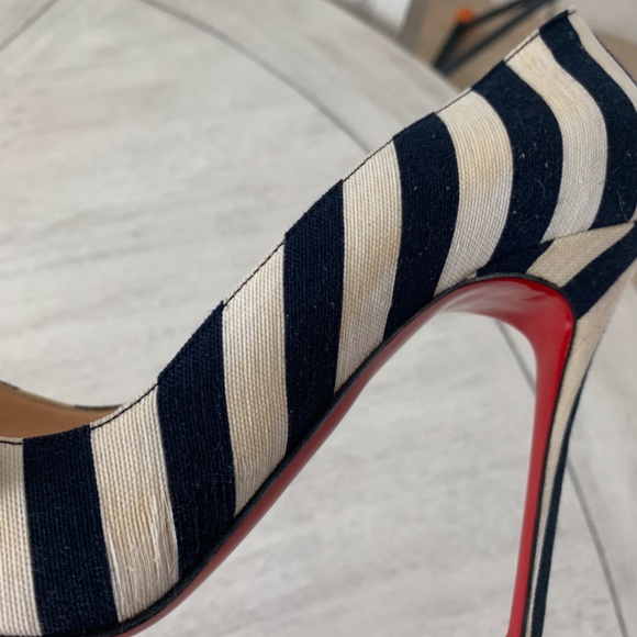 Christian Louboutin Blue/Ivory/Red Stripe Pumps sz 40 - Picture 11 of 11
